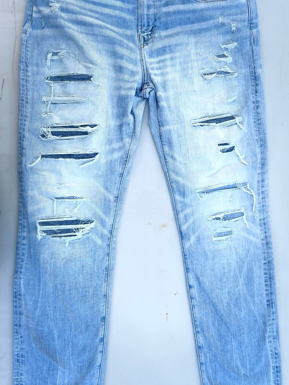 American Eagle Outfitters Light Blue Ripped Skinny Jeans